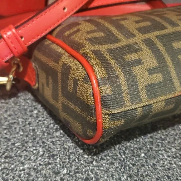 Fendi Bag - Picture 8 of 15